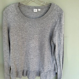 Gap Woman's Heather Grey Long Sleeve Ruffle Hem Sweater Size M